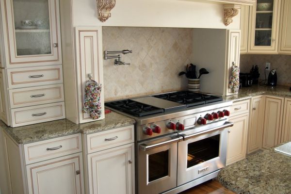 Single Family Homes-Kitchen Tara Way